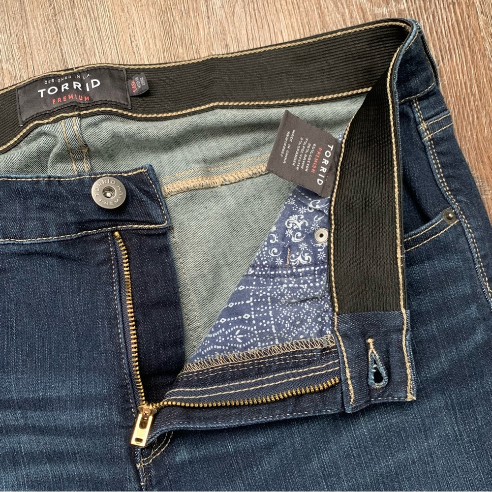 Torrid Sky High Skinny Size 14 - Picture 4 of 10